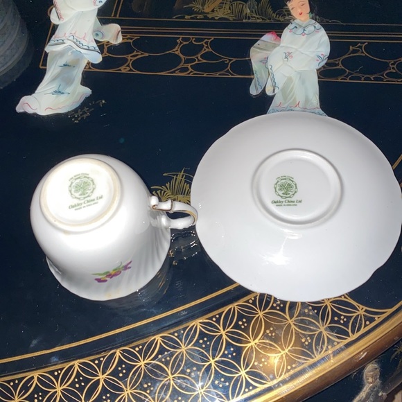Vintage Fine Bone China Oakley China Ltd. made in England teacup and saucer - Picture 6 of 7